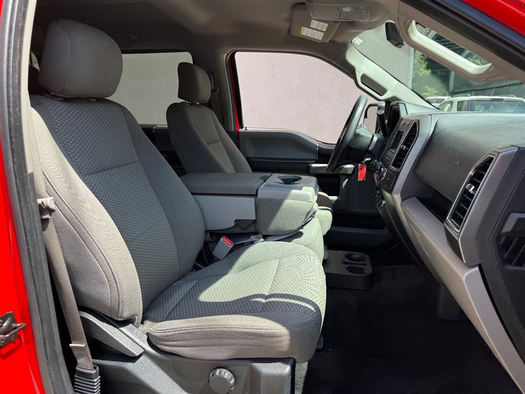 Used 2017 Ford F150 XLT AWD/4WD image 3