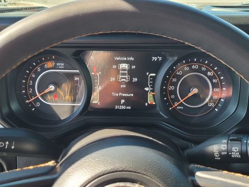 Used 2024 Jeep Wrangler Unlimited Sport AWD/4WD image 29