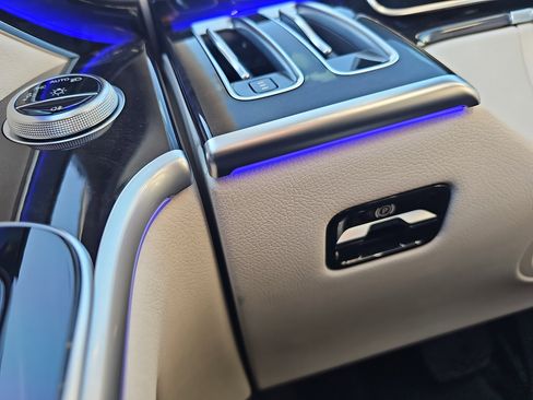 Certified 2023 Mercedes-Benz S 500 4MATIC image 28