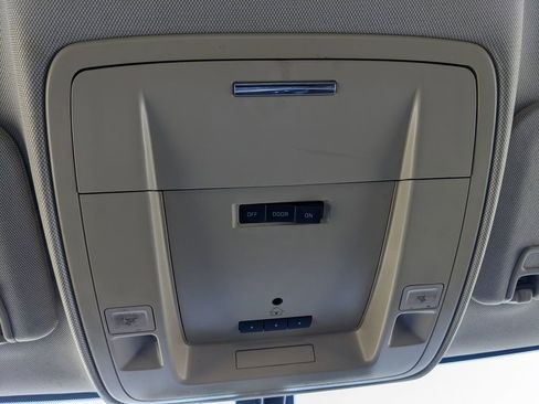 Used 2015 Chevrolet Silverado 3500 LTZ w/ LTZ Plus Package image 57