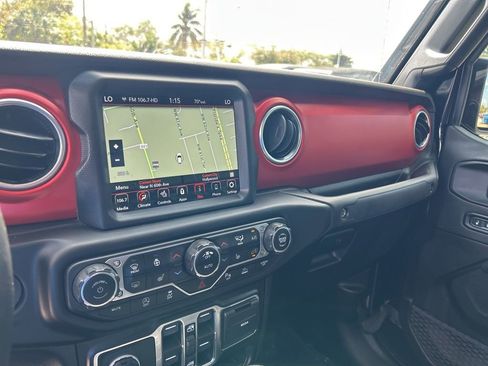 Used 2021 Jeep Gladiator Rubicon image 11