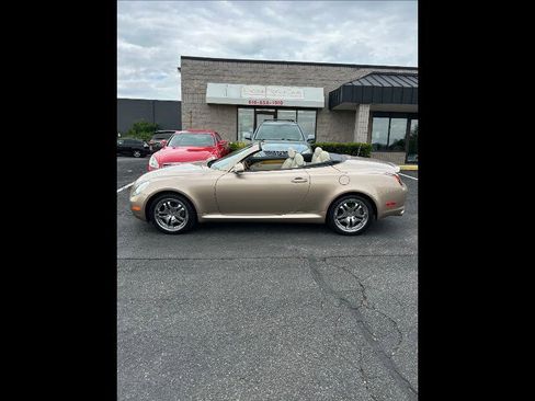 Used 2005 Lexus SC 430 Convertible RWD image 1