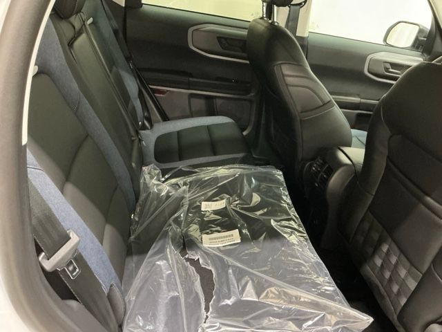 New 2025 Ford Bronco Sport Outer Banks w/ Outer Banks Tech Package+ AWD/4WD image 17