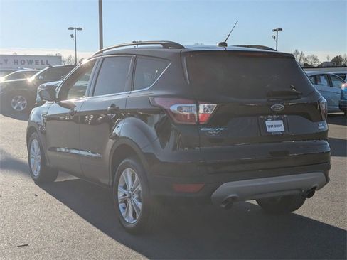 Used 2017 Ford Escape SE w/ Equipment Group 201A image 5