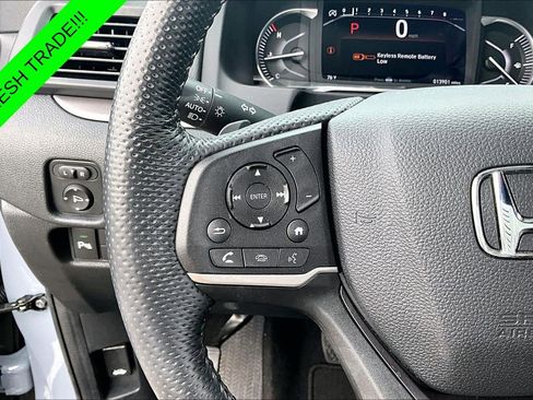 Used 2023 Honda Passport EX-L image 11