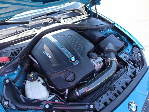 Used 2017 BMW M2 RWD image 15