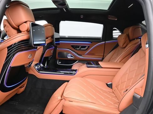 Used 2023 Mercedes-Benz Maybach S 680 Maybach S 680 w/ Manufaktur Leather Package image 20