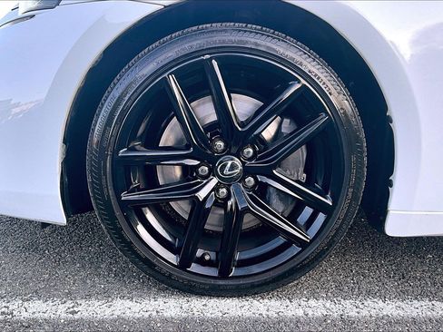 Used 2017 Lexus IS 300 F Sport image 9