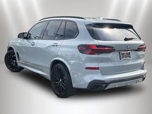Used 2024 BMW X5 M60i w/ Climate Comfort Package AWD/4WD image 4
