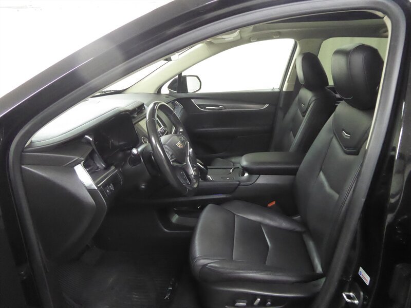 Used 2019 Cadillac XT5 Luxury FWD image 19