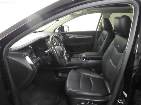 Used 2019 Cadillac XT5 Luxury FWD image 19