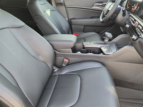 New 2026 Kia Sportage EX image 10