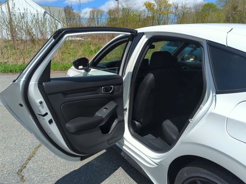 Used 2026 Honda Civic Sport image 26