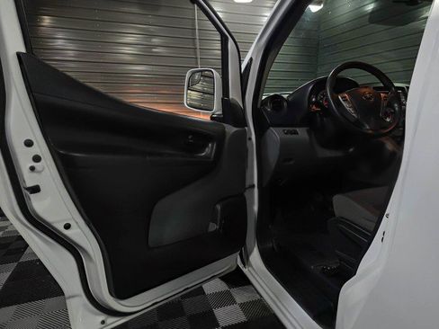 Used 2019 Nissan NV200 SV w/ Navigation Package FWD image 27