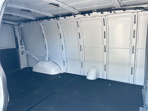 Used 2024 Chevrolet Express 2500 Extended w/ Driver Convenience Package image 23