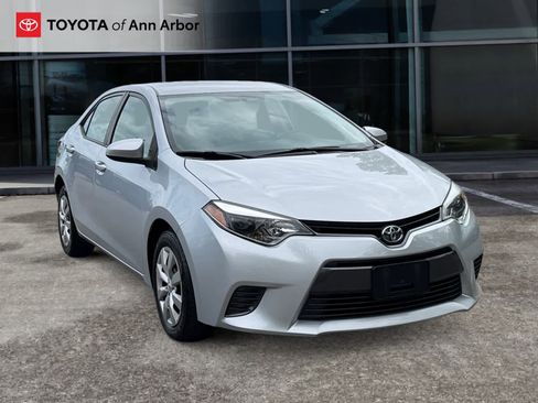 Used 2015 Toyota Corolla LE FWD image 1