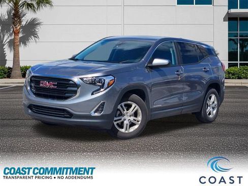 Used 2021 GMC Terrain SLE FWD image 1