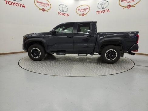 Used 2024 Toyota Tacoma TRD Off-Road image 5