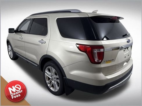 Used 2017 Ford Explorer Limited w/ Equipment Group 301A image 6