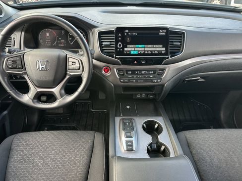 Used 2024 Honda Ridgeline Sport image 13