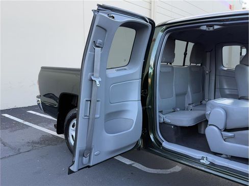 Used 2012 Toyota Tacoma 2WD Access Cab image 13