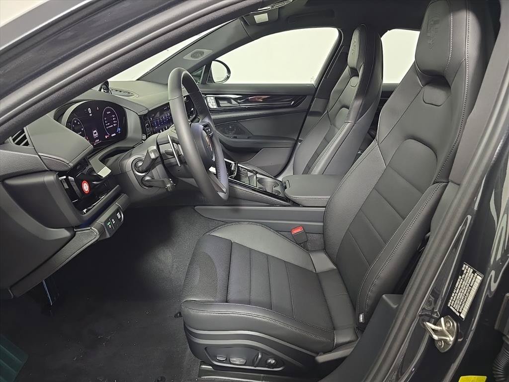Certified 2026 Porsche Panamera 4 AWD/4WD image 5