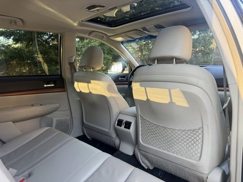 Used 2014 Subaru Outback 2.5i Limited w/ Moonroof Package image 26