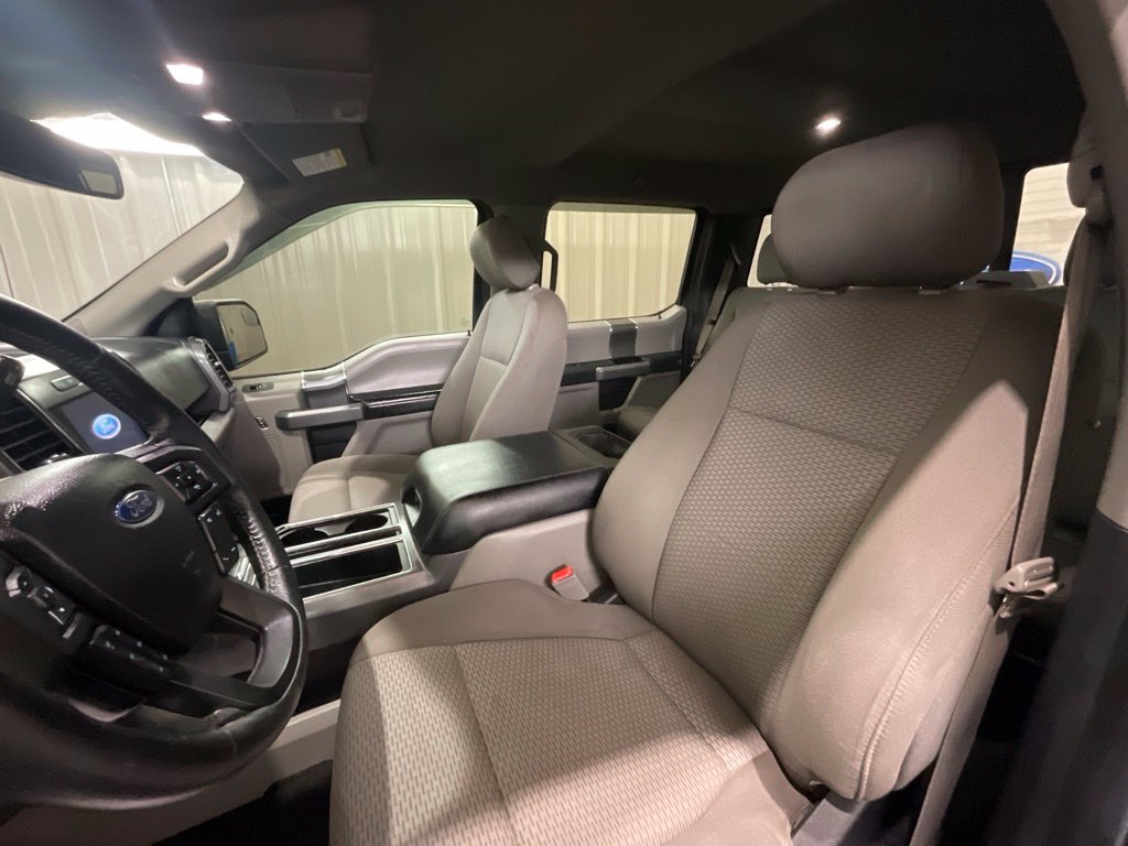 Used 2019 Ford F150 XLT w/ Equipment Group 302A Luxury AWD/4WD image 8