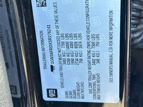 Used 2025 Chevrolet Suburban Premier image 58