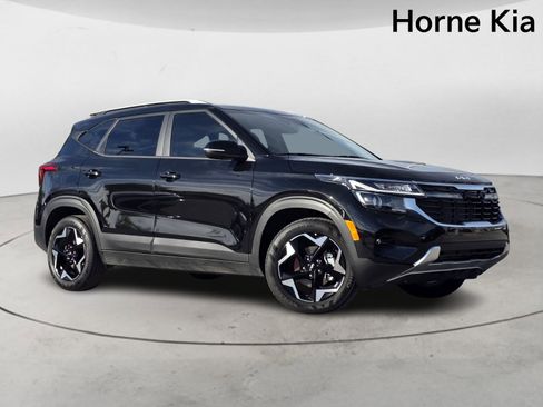New 2026 Kia Seltos S image 2