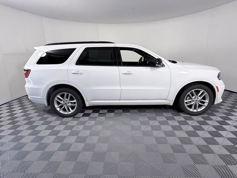 Used 2023 Dodge Durango GT image 8