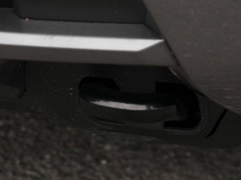 Used 2025 Nissan Frontier SV image 41