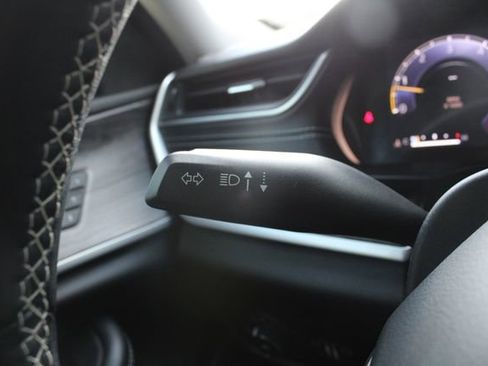 Used 2021 Jeep Grand Cherokee L Limited AWD/4WD image 12