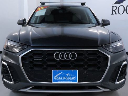 Used 2022 Audi Q5 2.0T Premium w/ Convenience Package AWD/4WD image 2