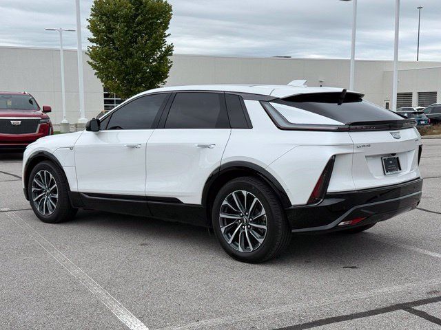 Used 2024 Cadillac Lyriq Sport AWD/4WD image 5