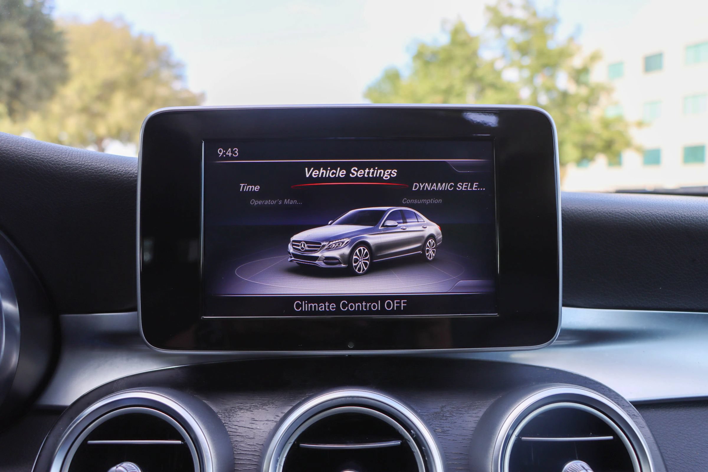 Used 2017 Mercedes-Benz C 300 4MATIC Sedan image 36