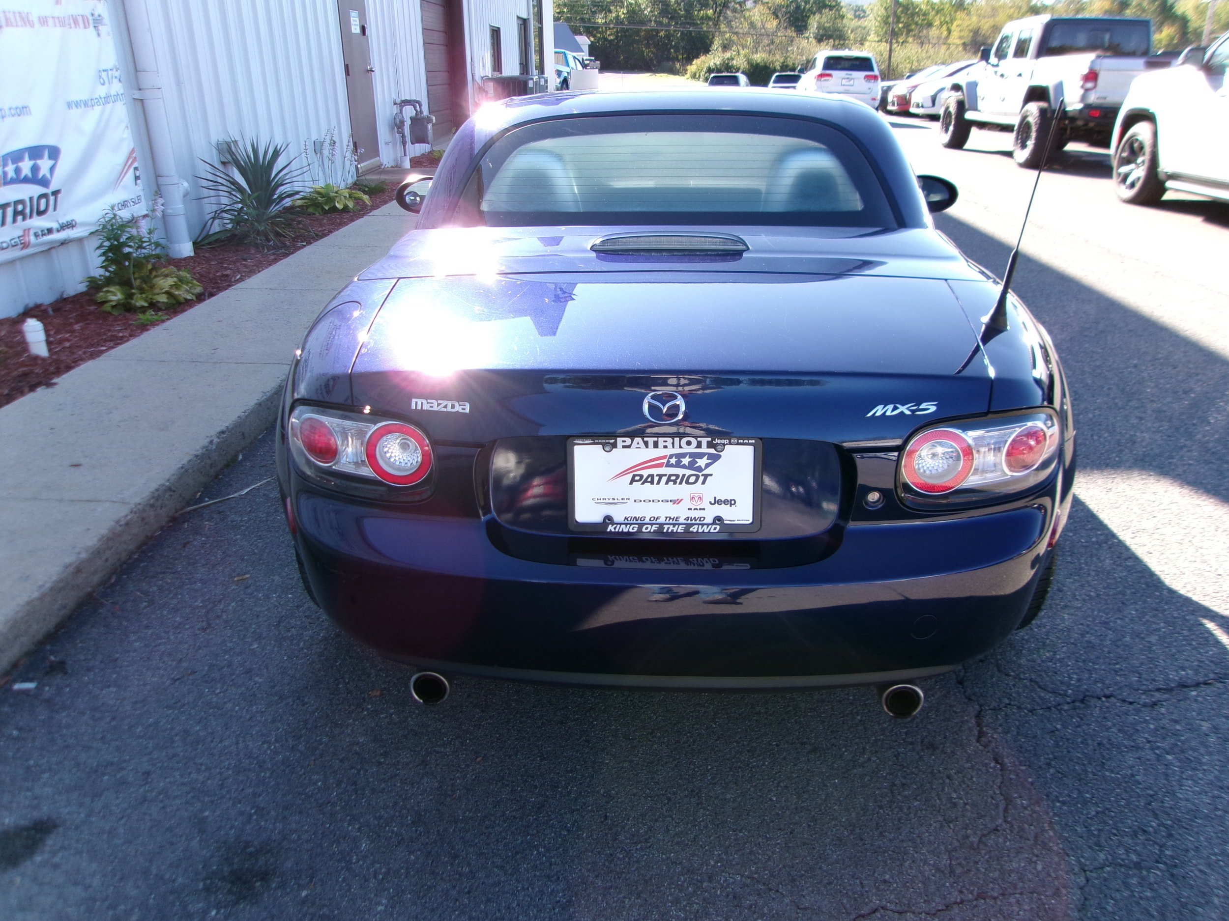 Used 2008 MAZDA MX-5 Miata Touring RWD image 6