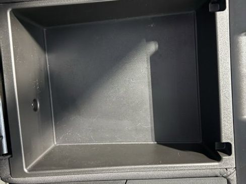 Used 2022 GMC Sierra 1500 SLE image 25