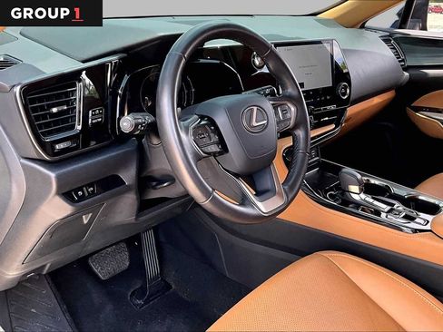 Used 2025 Lexus NX 250 FWD image 15