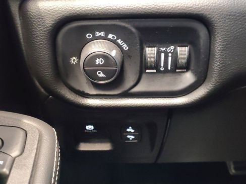 Used 2025 RAM 1500 RHO AWD/4WD image 30