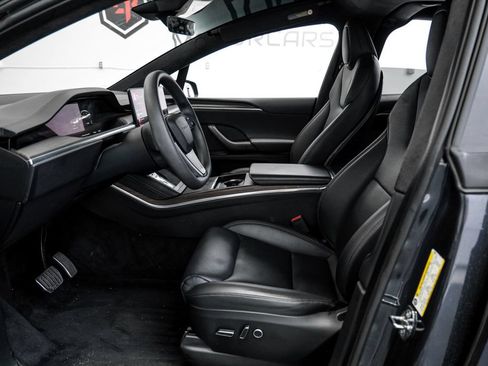 Used 2024 Tesla Model X AWD/4WD image 4