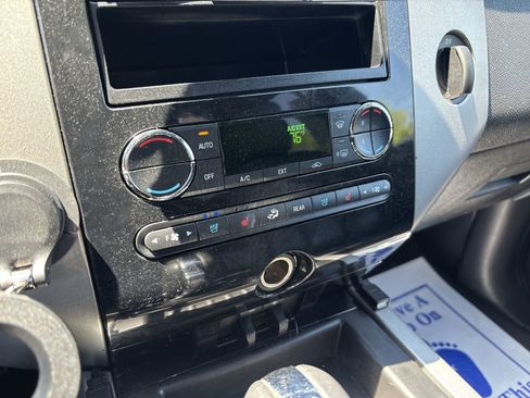 Used 2014 Ford Expedition EL Limited w/ Equipment Group 301A image 21