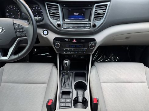 Used 2017 Hyundai Tucson Value FWD image 26
