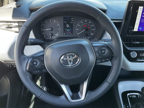 Used 2024 Toyota Corolla SE image 11
