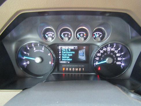 Used 2014 Ford F350 Lariat w/ Chrome Package image 13