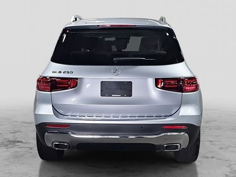 New 2026 Mercedes-Benz GLB 250 image 6