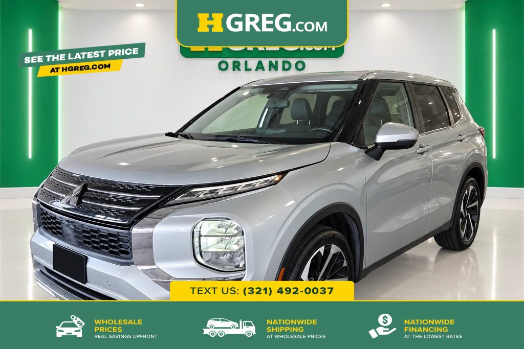 Used 2024 Mitsubishi Outlander SE Black Edition FWD image 1