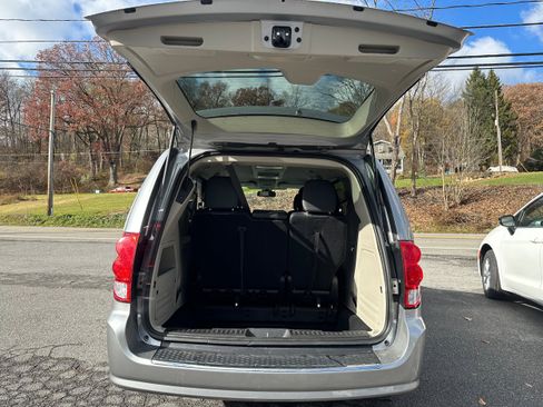 Used 2020 Dodge Grand Caravan Crew w/ Quick Order Package 29L image 21