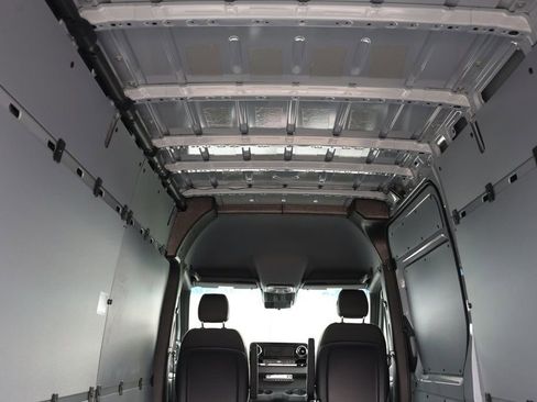 Used 2026 Mercedes-Benz Sprinter 2500 image 23