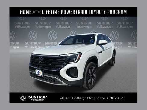 Used 2025 Volkswagen Atlas Cross Sport SEL image 1